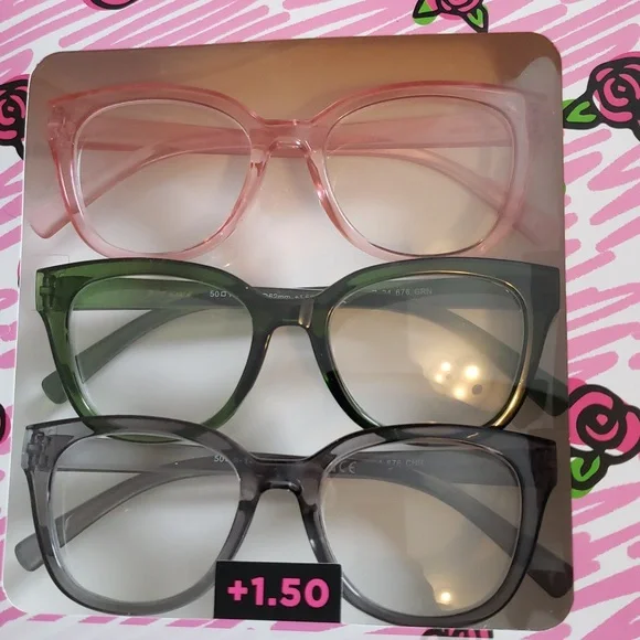 Betsey Johnson Set of 3 Cats Eye Reading Glasses +1.50 Strength - Picture 3 of 11